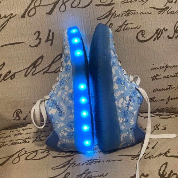 Geox - Picture 4 of 14